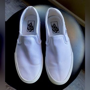Women’s white Vans